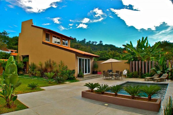 Casa Mander